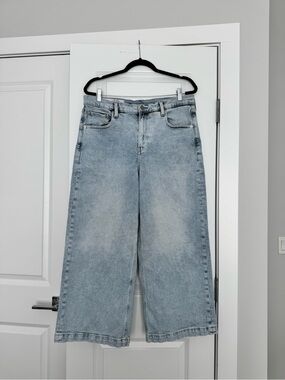 Gap Women’s High Rise Stride Wide-Leg Ankle Jeans